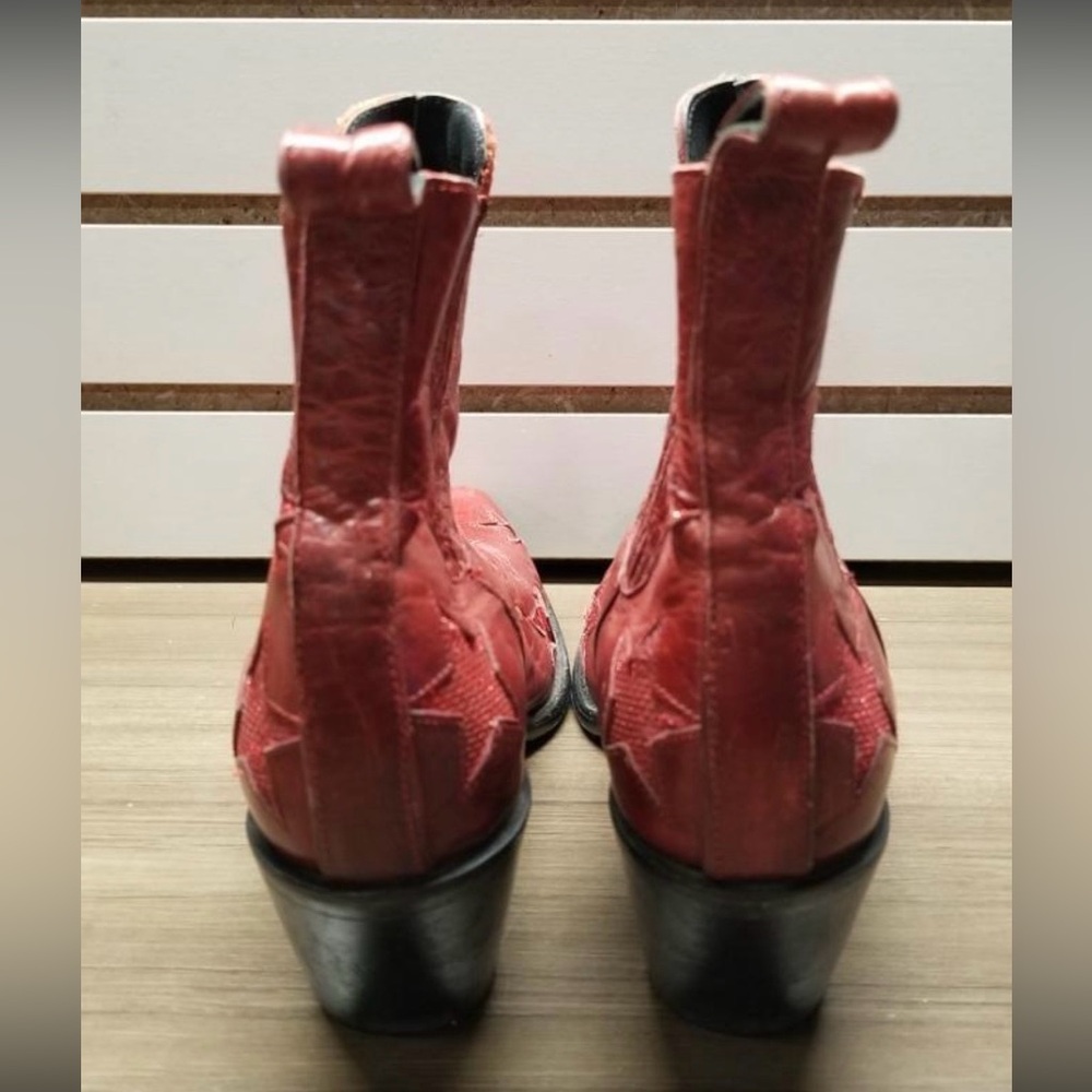 MEXICANA Red Star-Embellished Leather Ankle Boots.  Size 40 (9-9.5W) - Picture 4 of 7